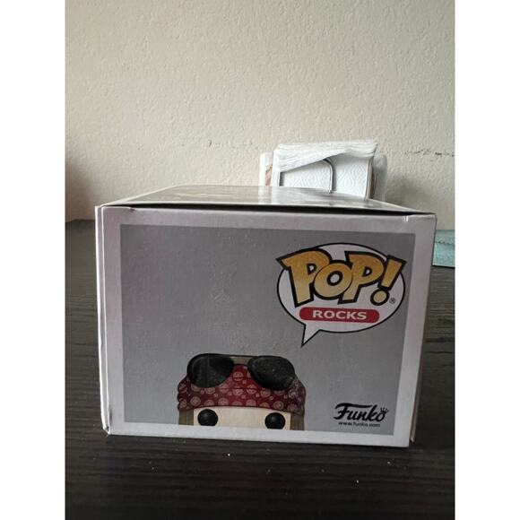 Axl Rose Funko Pop Rocks #50 Guns n' Roses Music Vinyl Figure Figurine Toy Toys - Picture 5 of 6